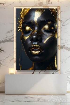 Kanvas Tablo Dikey Tekli Kuaför Güzellik Salonu Makyaj Nail Art Gold Makyajlı Siyahi Kadın Portre 968