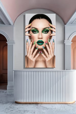 Panoramik Dikey Kanvas Tablo Tekli Kuaför Güzellik Salonu Makyaj Nail Art Kadın Portre 1592