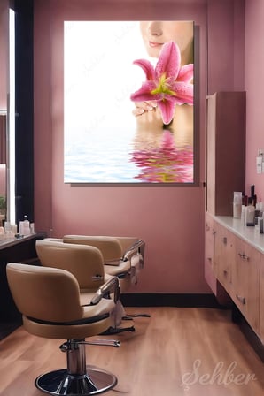 Dikey Kanvas Tablo Tekli Kuaför Güzellik Salonu Spa Pembe Zambaklı Kadın Portre 2785