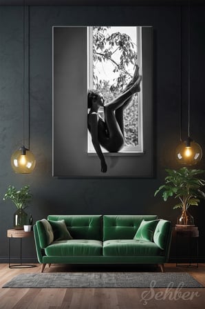Siyah Beyaz Pencerede Oturan Mayolu Kadın Fotoğrafı Dikey Kanvas Tablo Tekli Ev Kafe Ofis 3053