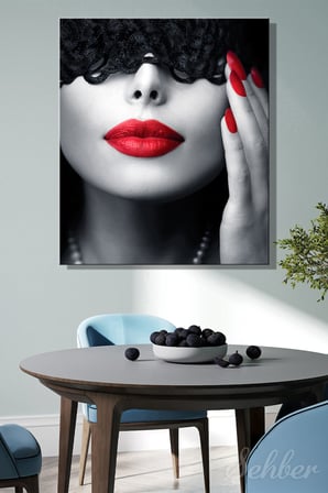  Siyah Dantel Maskeli Kırmızı Rujlu Kadın Model Fotoğrafı Kare Kanvas Tablo Tekli Ev Kafe Ofis 3206