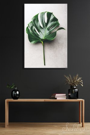 Gri Arka Plan Üzerinde Monstera Yaprağı İçeren Minimalist Dekoratif Dikey Kanvas Tablo Tekli 3466