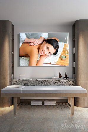 Kanvas Tablo Profesyonel Bir Spa'da Rahatlatıcı Sırt Masajı Yatay Duvar Tablosu - 3947