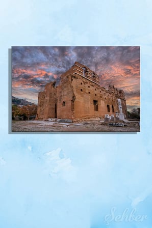 İzmir Bergama İlçesinde Yer Alan Tarihi Kızıl Bazilika Veya Serapis Tapınağı Yatay Kanvas Tablo 4055