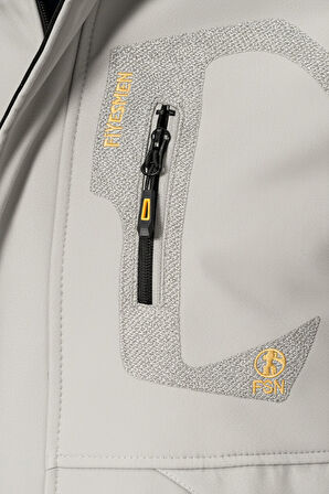 Kürklü Su ve Rüzgar Geçirmez Beyaz Softshell Kışlık Erkek Mont