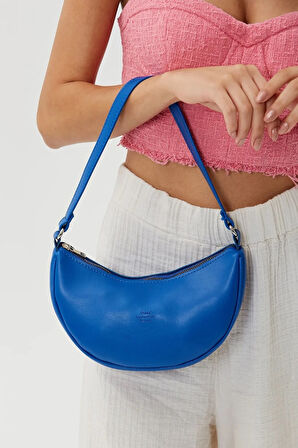 Tek Bölmeli Şık ve Ergonomik Suni Deri Mini El ve Omuz Çantası