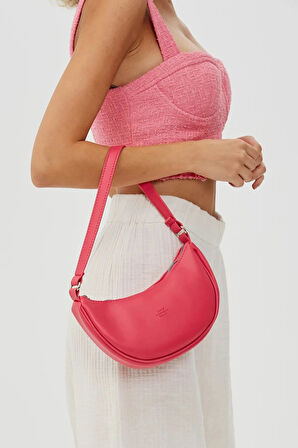 Tek Bölmeli Şık ve Ergonomik Suni Deri Mini El ve Omuz Çantası