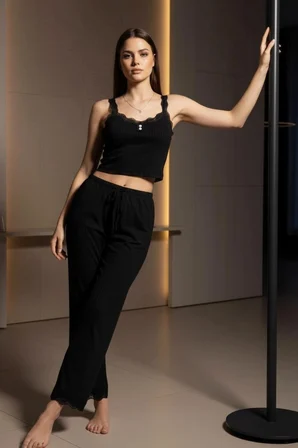 Siyah Dantelli Pijama Takımı
