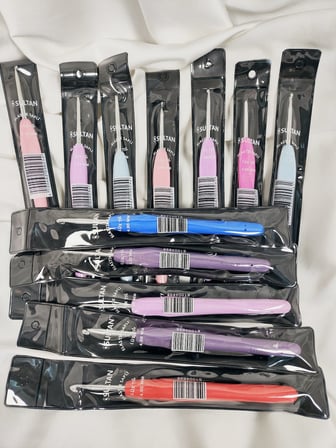 Sultan Elastik Saplı Lüx Tığ - No:4 mm (1 Adet)