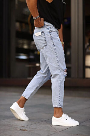 Boyfriend Rahat Kalıp Yırtıklı Açık Mavi Kot Pantolon