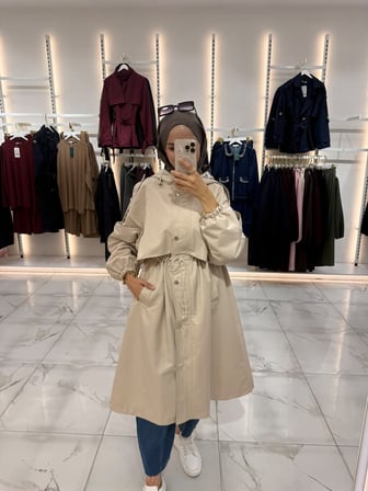 🧥 Kadın Kapüşonlu Bel Büzgülü Büyük Beden Parka Mont