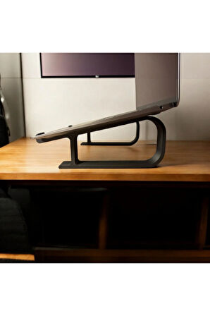 3D Yazıcı Baskı Ergonomik Laptop Standı – PLA Malzeme, 2 Parça, 21x10 cm