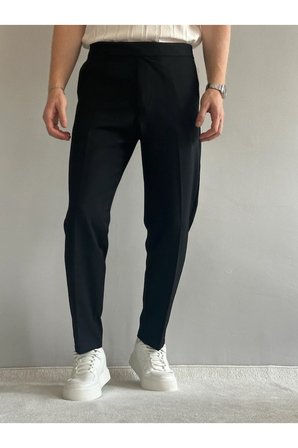 Gizli Düğme Detaylı Esnek Bel Rahat Kumaş Pantolon