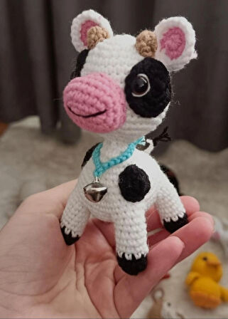Amigurumi inek oyuncak minik buzu Sütaş ineği 