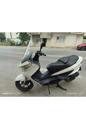 Suzuki Burgman 125 200 Ön cam 2006 2013 Model Yılı 61cm Sarı Şeffaf 4mm Orta Boylu Cam