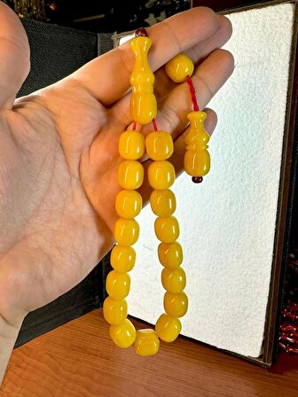 SIKMA ÇUBUK KEHRİBAR TESBİH MASKOT SARI RENKLİ BÜYÜK KAPSÜL T-166
