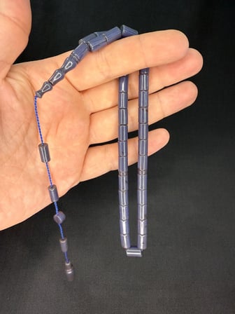 ERKAN ÇUBUKÇU USTA İŞİ ATEŞ KEHRİBAR TESBİH KESME KESİM KOYU MAVİ 10MMX6,5MM T-793