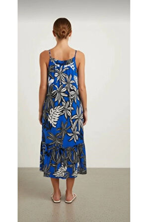 Kadın Yaprak Desenli Askılı Viskon Elbise