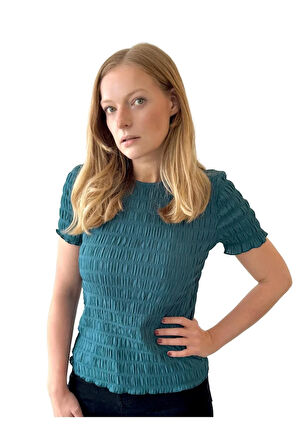 Gofreli Kısa KolluTexture Bluz