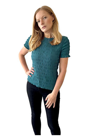 Gofreli Kısa KolluTexture Bluz