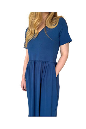 Cep Detaylı V Yaka Elbise