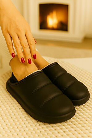 Peluş İçi Yünlü Kışlık Panduf Siyah Kadın Ev Terliği