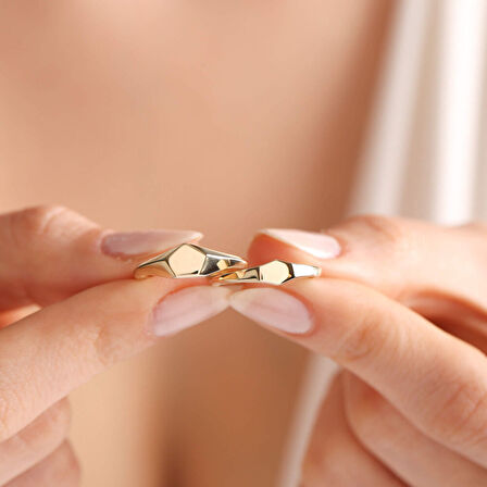 14K Altın Şövalye Yüzük (Kişiselleştir) Beşgen 0,6 cm