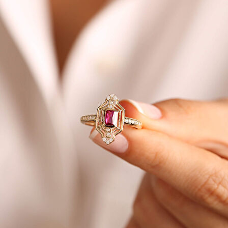 14 Ayar Altın Ruby Yüzük Özel Tasarım Coral