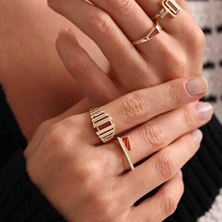 Akik Taşlı Altın Bagetta Yüzük İtaly