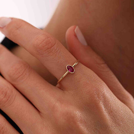 Ruby Oval Yüzük