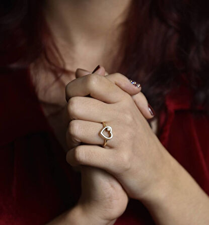 Kalp'li Altın Yüzük Tektaş ile 14K Gold