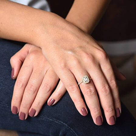 Baget Sarı Altın Tektaş Yüzük 1,00 Karat