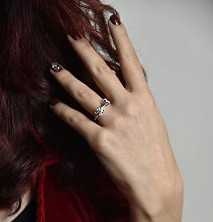 Altın Tektaş Yüzük Özel Tasarım Swarovski