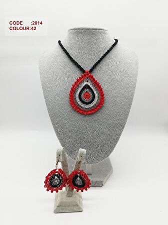 EL ÖRGÜSÜ KOLYE