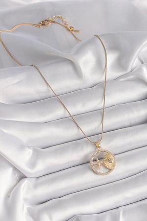 316L Çelik Gold Renk Zincir Zirkon Taşlı Yıldız İşleme Madalyon Model Kadın Ke