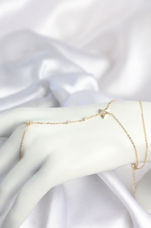 Gold Renk Yıldız Model Pirinç Kadın Şahmeran