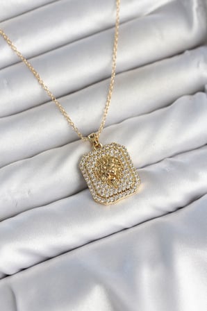316L Çelik Zincir Gold Aslan Madalyon Model Zirkon Taşlı Kadın Ke