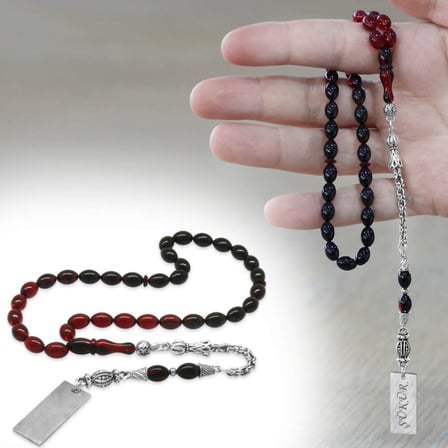 Ateş Kehribar Tesbih - Metal Püsküllü - Süzme Kırmızı Siyah Renk - İsme Özel Yazılı - Arpa Kesim
