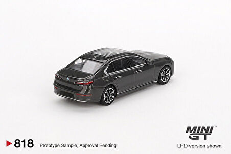 Mini GT 818 BMW i7 xDrive60