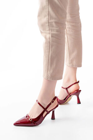 K-6722 Bordo Rugan Toka Detaylı Sivri Burun Kadın Ayakkabı