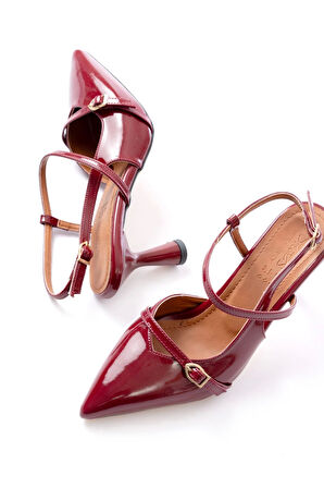 K-6722 Bordo Rugan Toka Detaylı Sivri Burun Kadın Ayakkabı