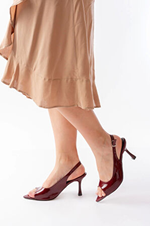 717 Bordo Rugan Sivri Burunlu Topuklu Kadın Sandalet