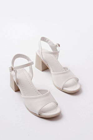 K-13 Beyaz Günlük  Topuklu Kadın Sandalet