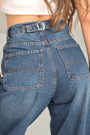 Arkadan Tokalı Jeans Pantolon