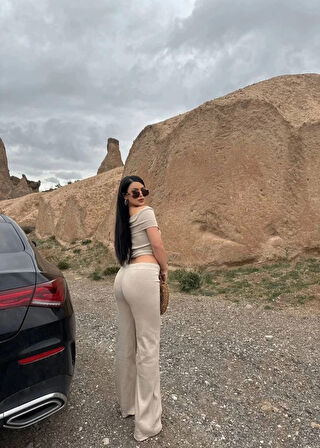 Madonna Yaka Bol Paça Pantolonlu Takım