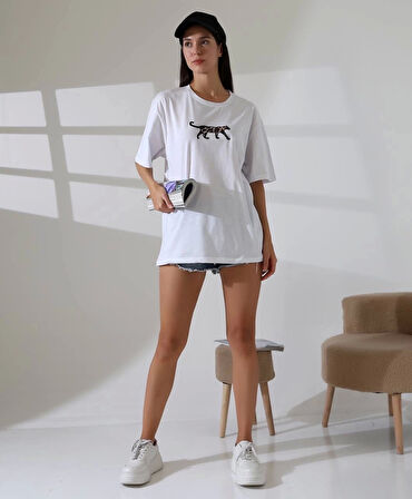 Kaplan Nakış İşlemeli Oversize Tişört