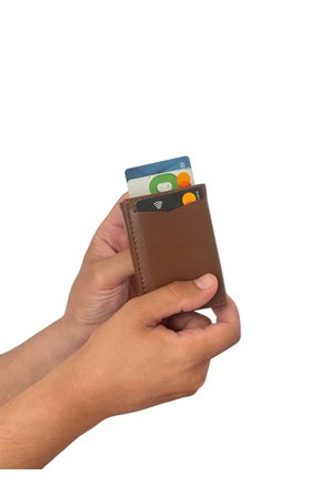 Premium Serisi Özel Kutulu Lüks Deri Mekanizmalı Cüzdan Kemer Kartlık Ve Saat Erkek Seti