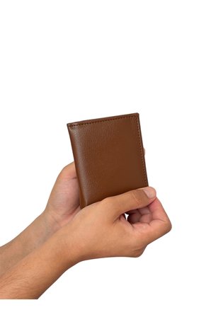 Premium Serisi Özel Kutulu Lüks Deri Klasik Dikey Cüzdan Kemer Kartlık Ve Saat Erkek Seti