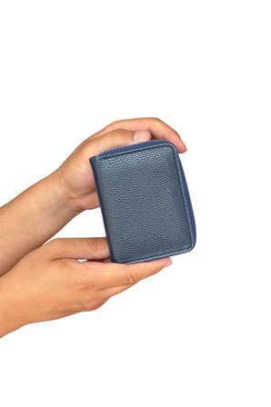 Premium Serisi Özel Kutulu Lüks Deri Dikey Fermuarlı Cüzdan Kemer Kartlık Ve Çakmak Erkek Seti