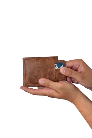 Premium Serisi Özel Kutulu Lüks Deri Yatay Cüzdan Kemer ve Bileklik Erkek Seti